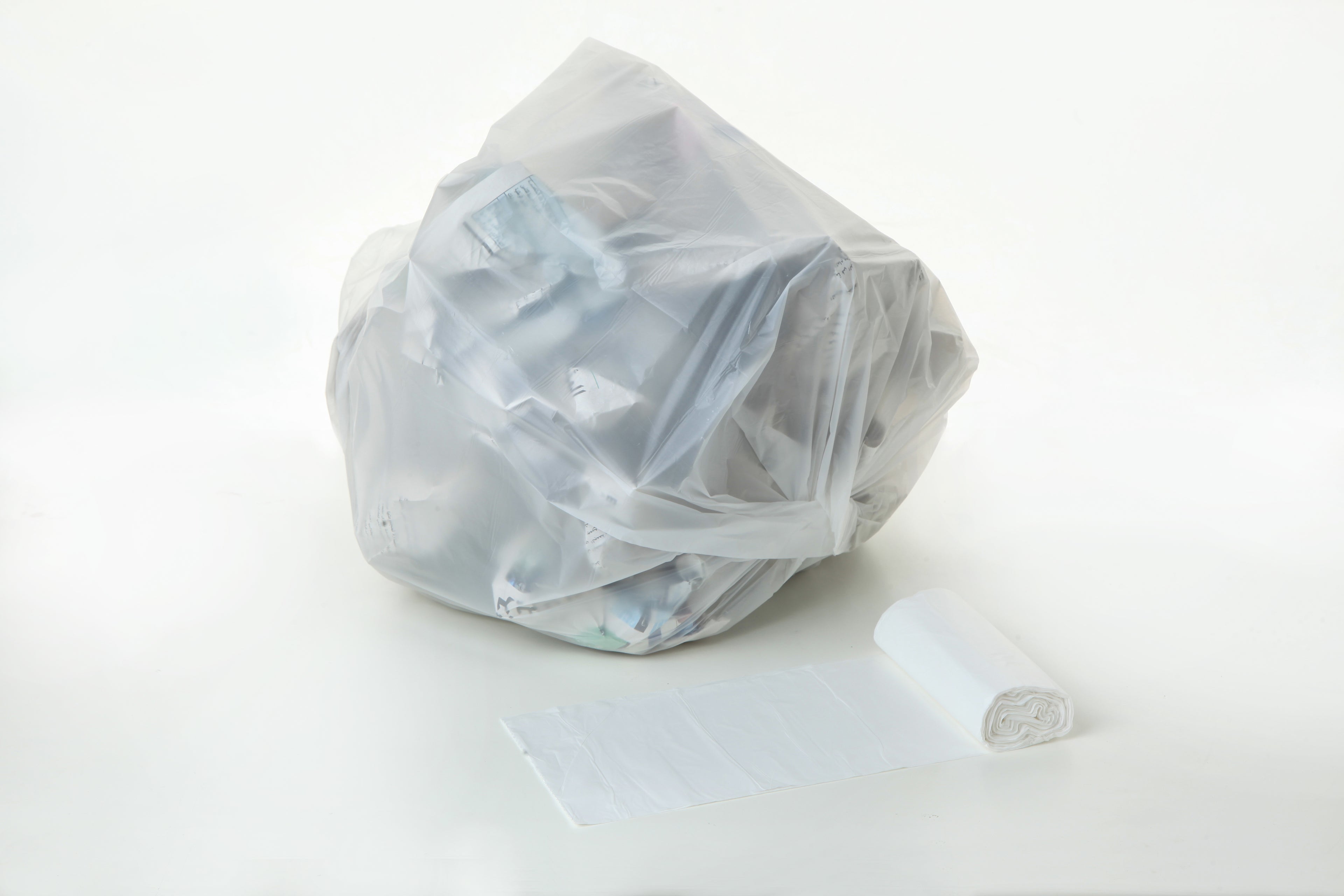 أكياس قمامة بلاستيكية بيضاء (مقاسان)