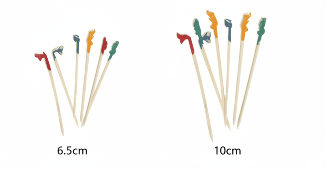 عيدان تزيين خشبية بأشرطة ملونة
 (6.5/10 سم)
Wooden Accessory Picks with Colored Straps 
6.5/10cm
